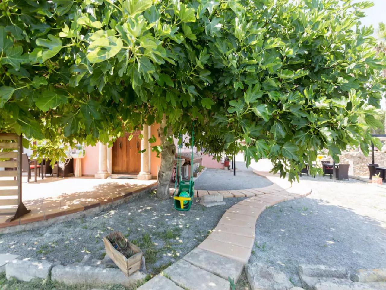 Puerto De Pollensa Villas And Apartments, With Private Mountain Ideal For Runners, Trailers,Near Puerto Pollensa Beach Approximately 5 Minutes Walking, Unique Experience In A Ullal Old Typical Mallorca House With Private Mountain And Near To The Beac Exterior photo